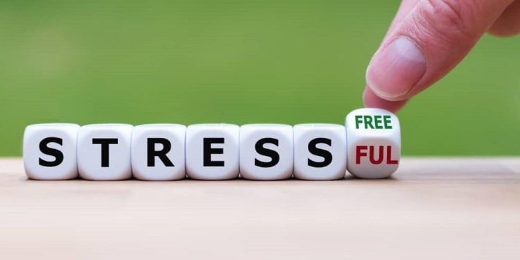 استرس و یوگا